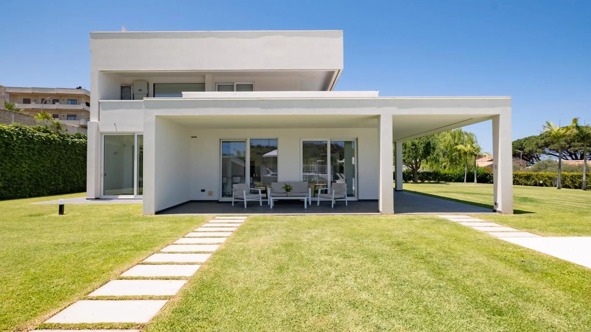 Luxury 3 Bed Villa With Pool & Jacuzzi Терме-Вильяторе Италия